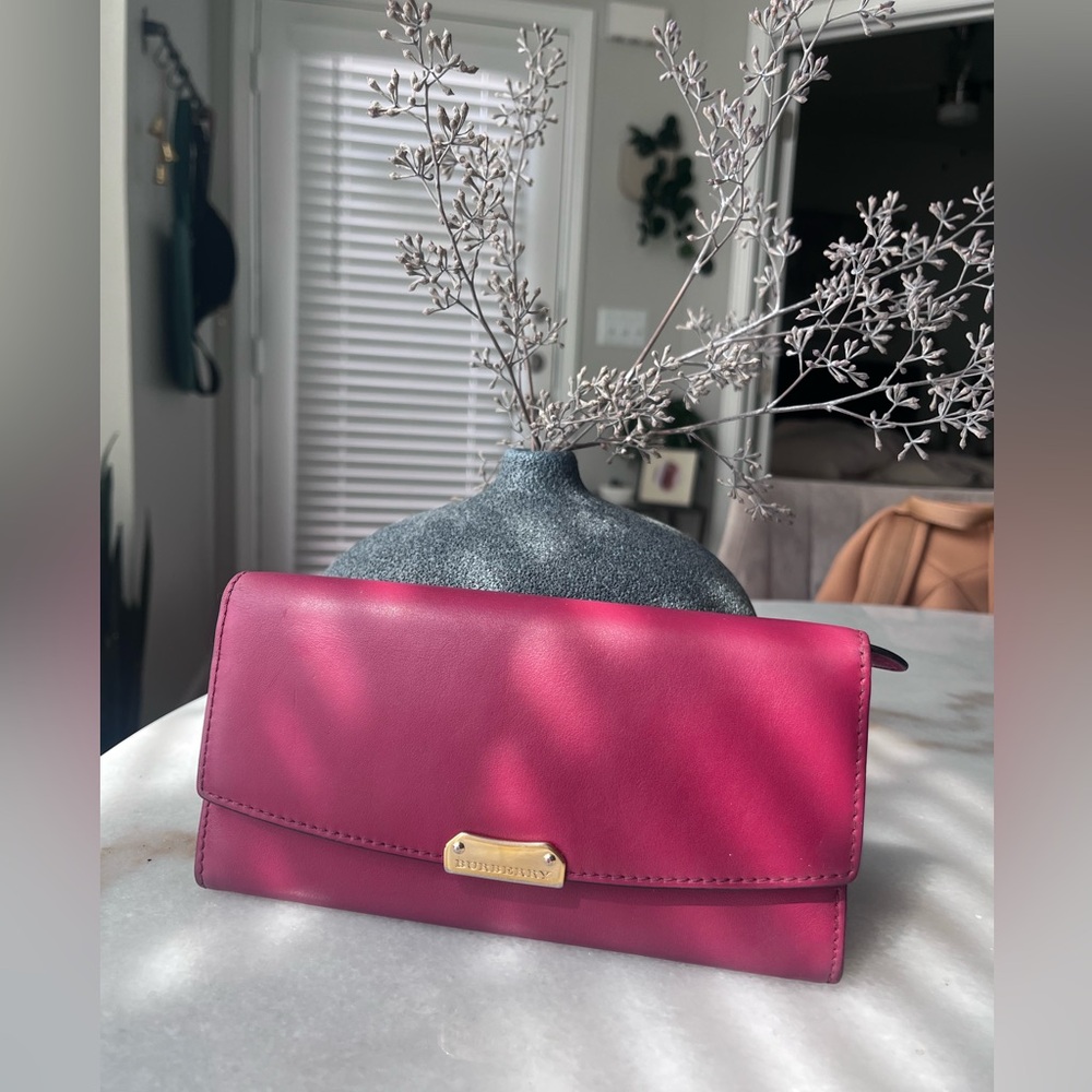 Burberry wallet